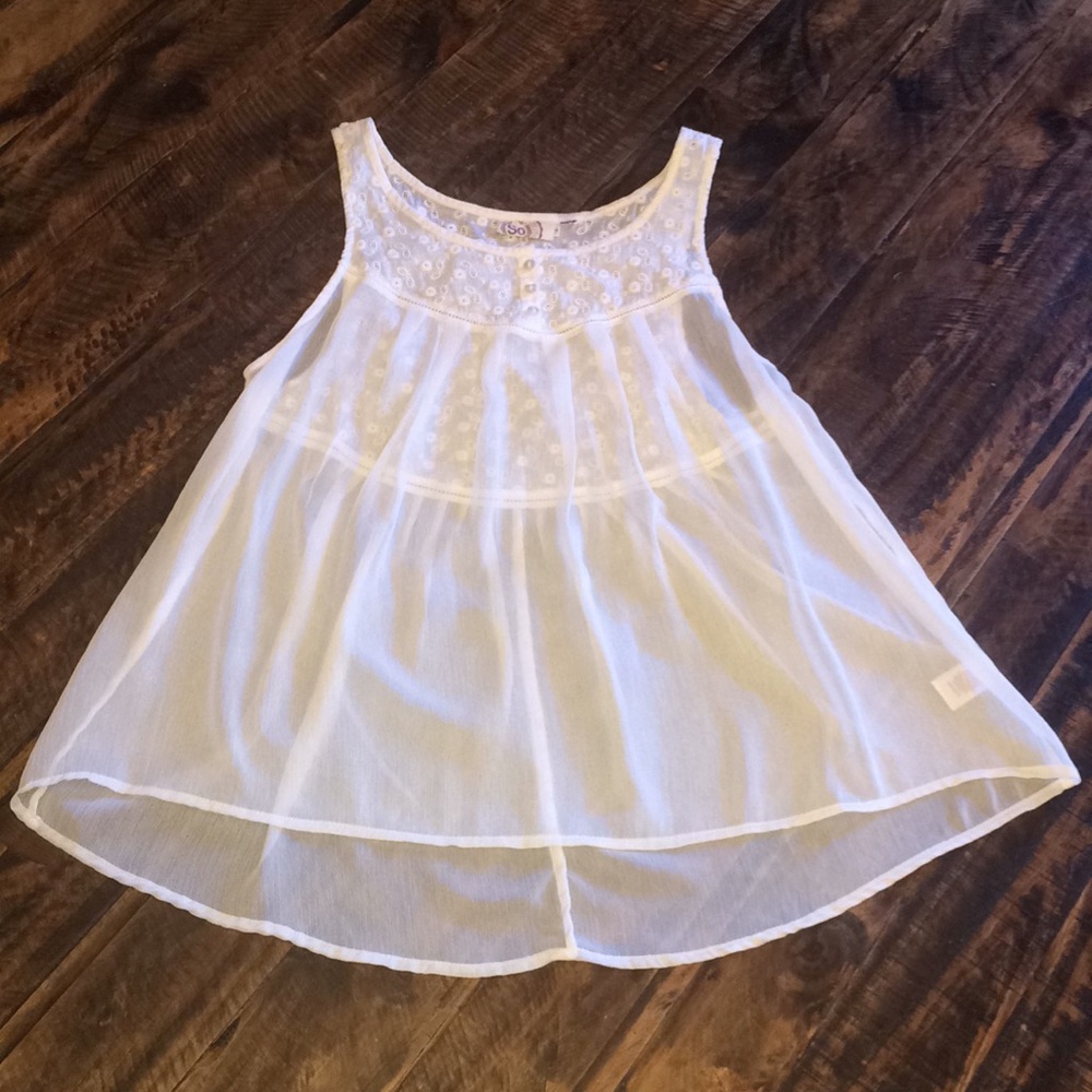 White tank top blouse